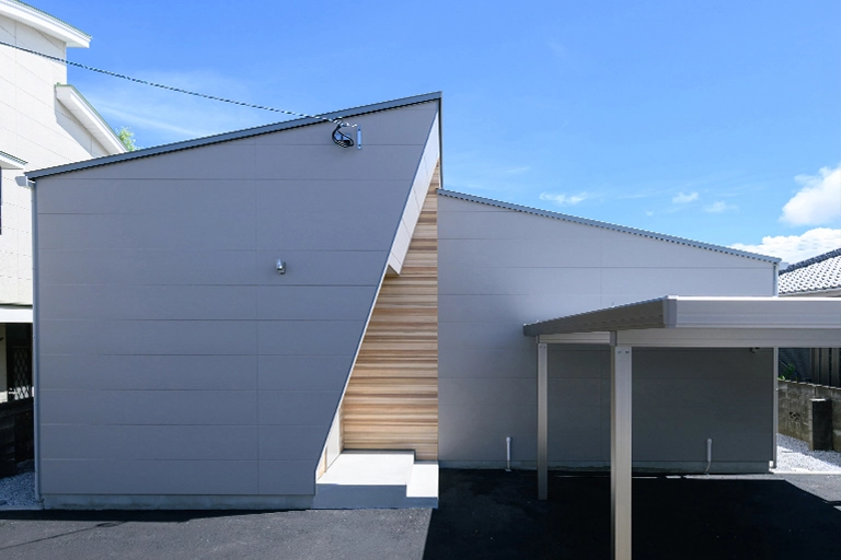 SIMPLE NOTE (I-house・宮崎市吉村町)